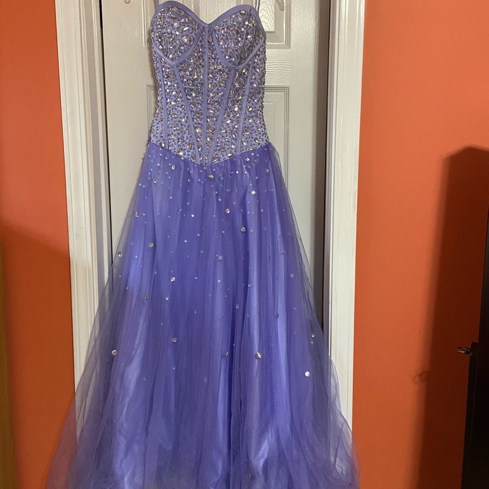 Gorgeous lilac prom dress Small
